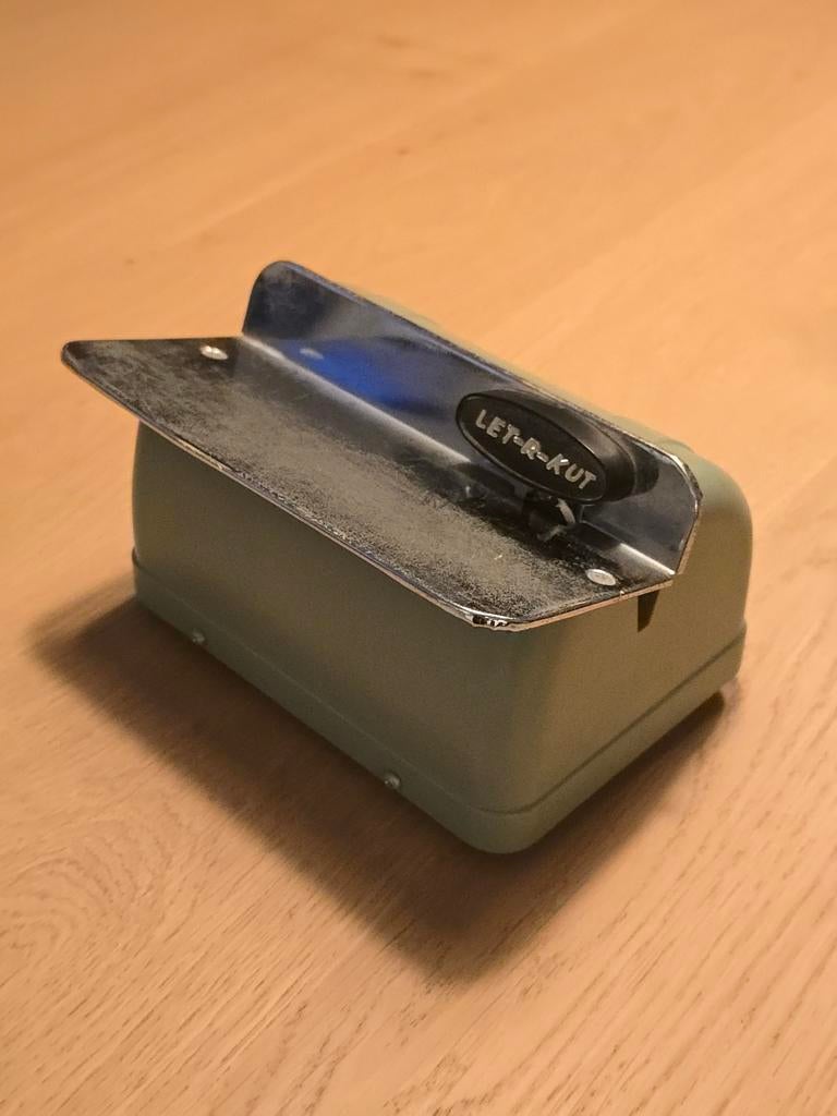 Vintage antiek groen Waco Let-R-Kut automatische briefopener, Antiek en Kunst, Ophalen of Verzenden