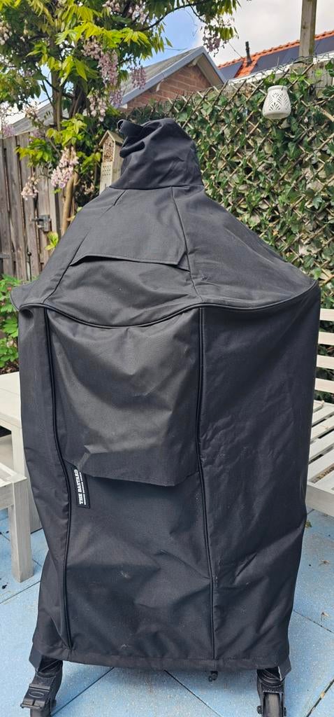 The Basterd BBQ M met hoes, Tuin en Terras, Houtskoolbarbecues, Verzenden, Zo goed als nieuw, Onbekend