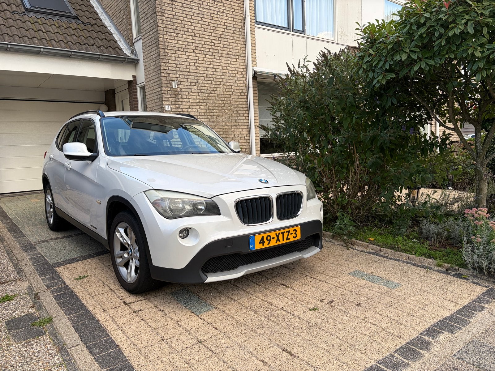 BMW X1 20I sdrive 2012 Business nieuwe ketting, Auto's, Achterwielaandrijving, 1800 kg, 4 cilinders, Wit