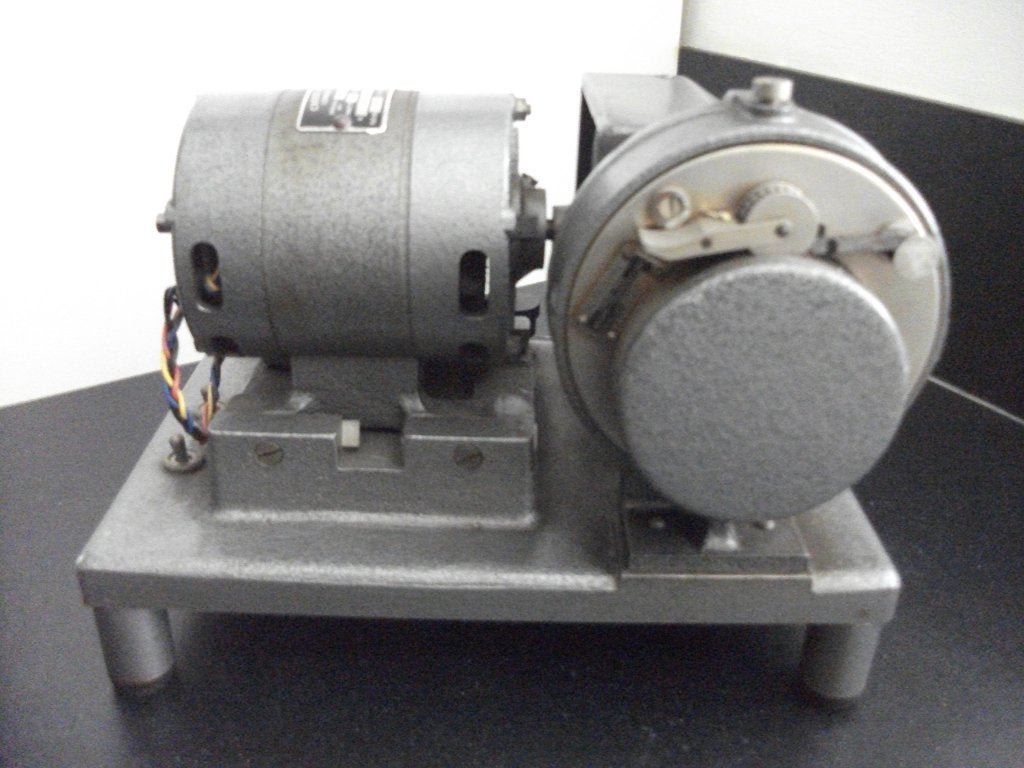 Creed & Co Morse transmitter morseseintoestel of morsezender, Ophalen