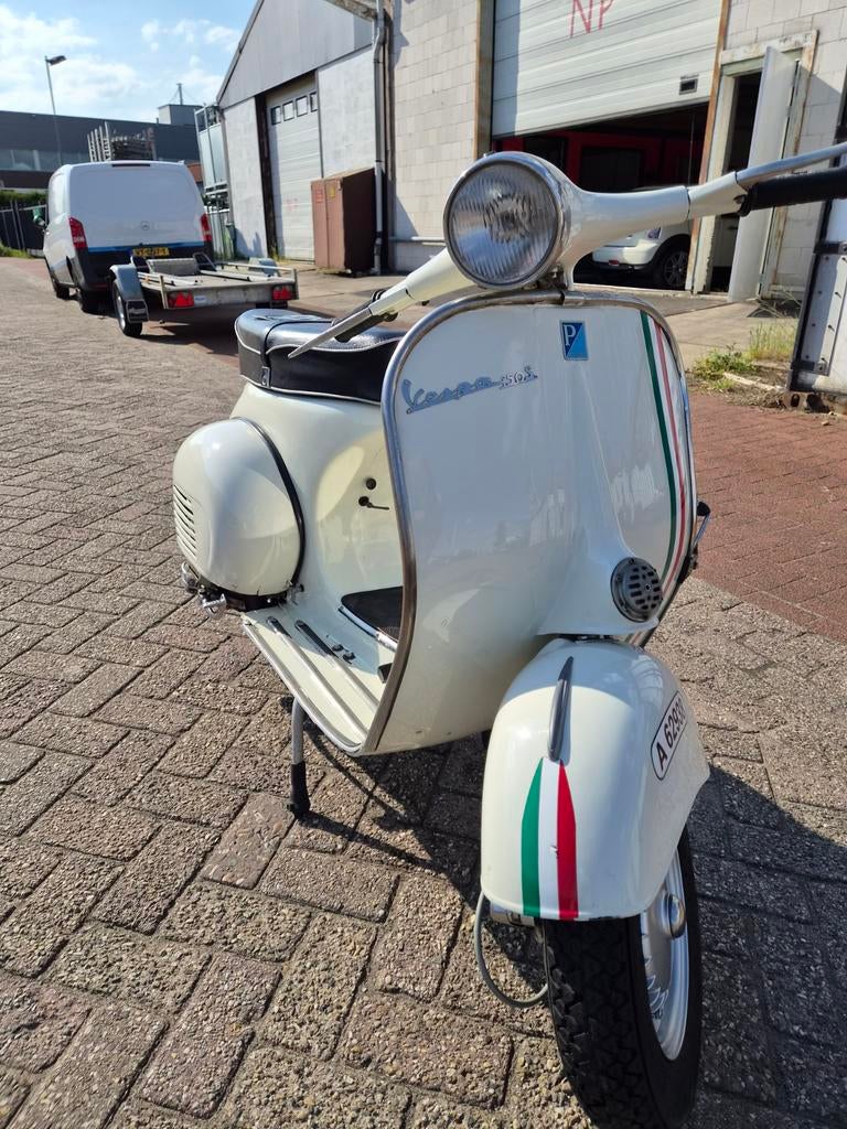 Vespa 150s oldtimer motor scooter 2takt 1963, Fietsen en Brommers, Scooters | Vespa, Benzine, Ophalen