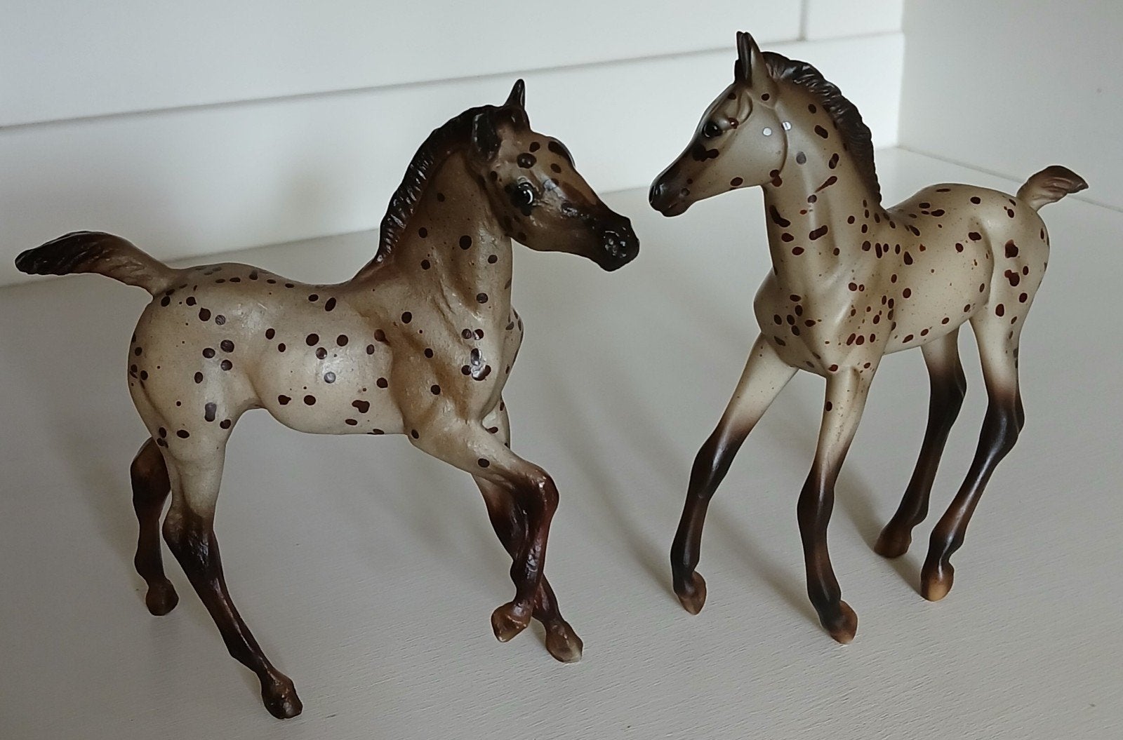 Breyer Classic Colorful Foals, Ophalen of Verzenden, Zo goed als nieuw, Paard, Beeldje of Figuurtje
