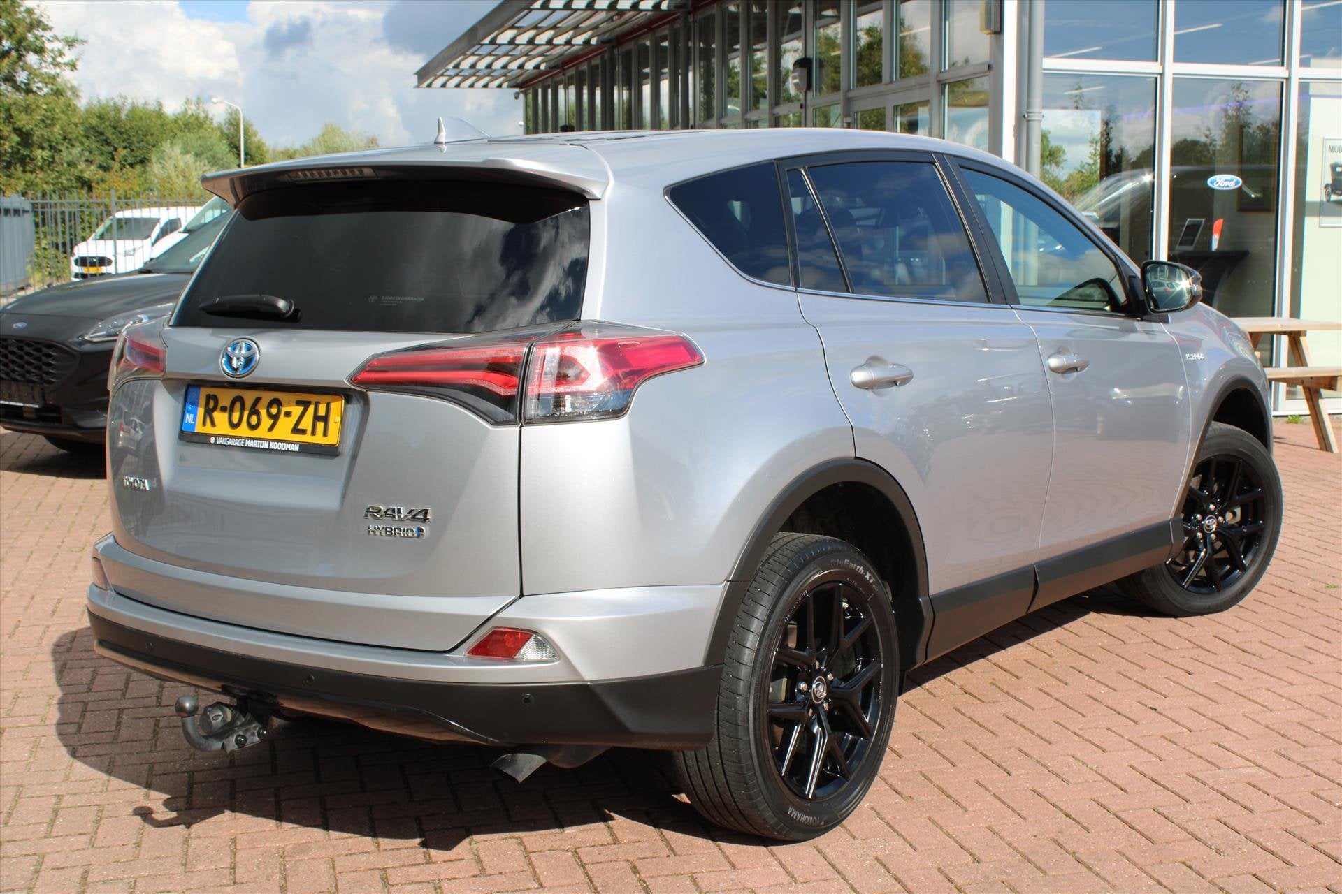 Toyota RAV4 2.5 VVT-i Hybrid 197pk 2WD Aut Energy, Trekhaak, Auto's, Automaat, 12 maanden, Gebruikt, Euro 6