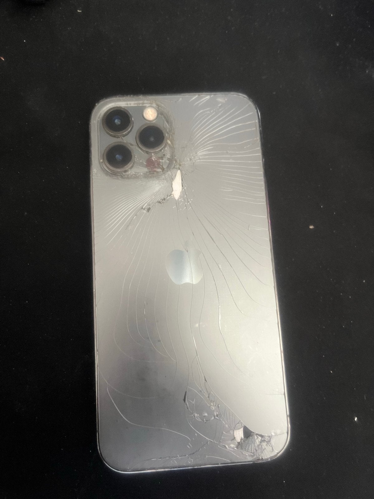 iPhone 12 Pro - Batterij 77% - Achterkant beschadigd, Ophalen, Gebruikt, IPhone 12 Pro, Zonder simlock