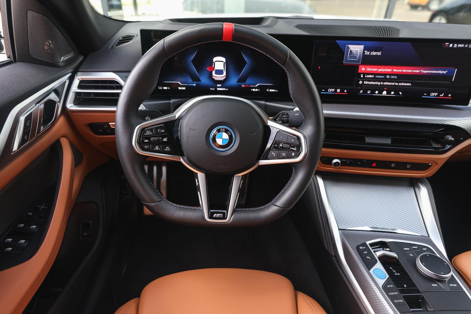 BMW i4 M50 M Sport / Comfort Access / Harman Kardon / Adapti, Auto's, BMW, Gebruikt, Wit, 2190 kg, Vierwielaandrijving