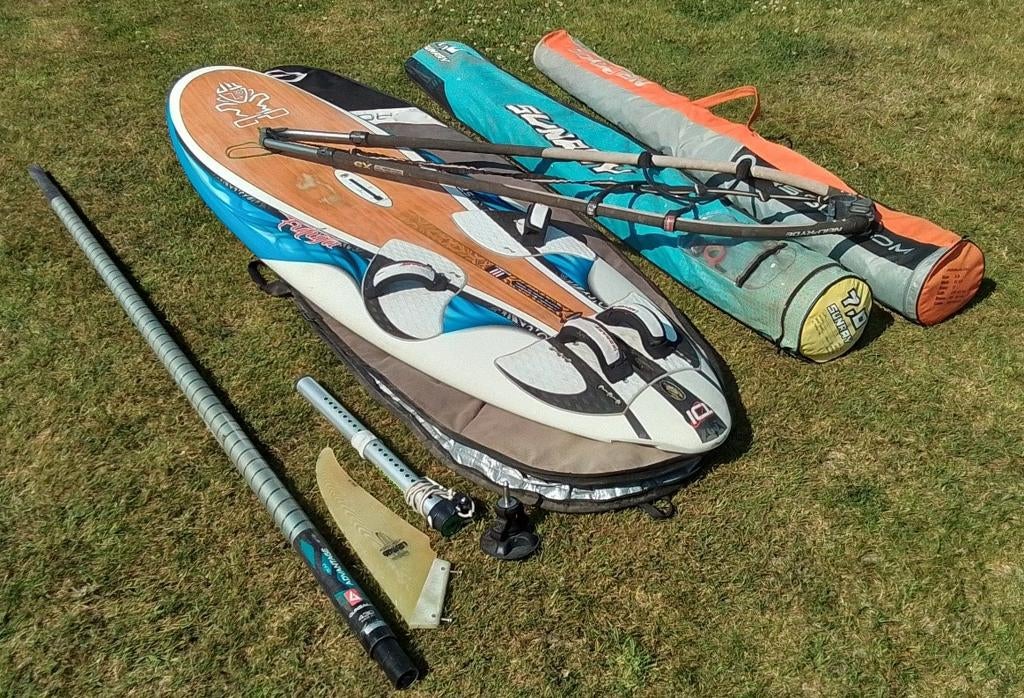 Te koop aangeboden complete windsurfset, Ophalen of Verzenden, Gebruikt