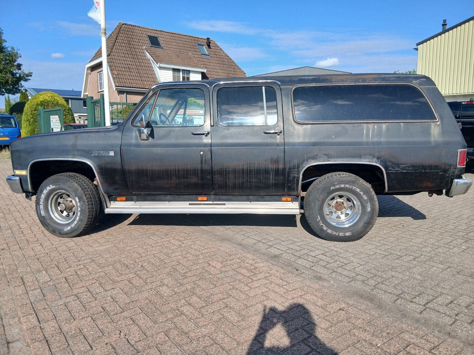 Chevrolet gmc Suburban bj1985 4x4 lpg barndoors,NL, foto 3