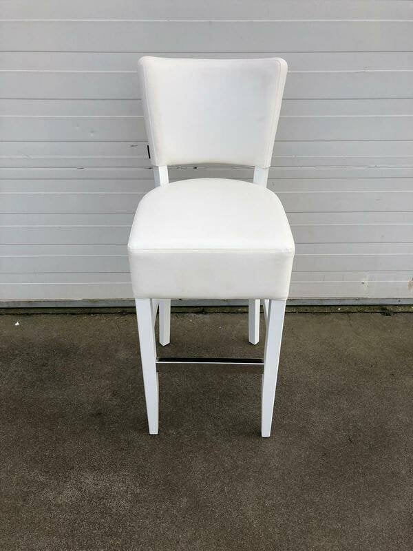 2 stuks horeca barkrukken nieuw wit, Huis en Inrichting, Barkrukken, Ophalen, Met voetsteun, 60 tot 90 cm, Zo goed als nieuw