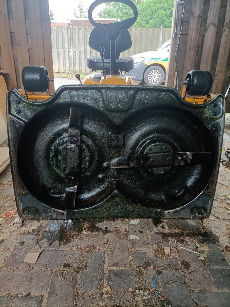 Stiga park compact, Tuin en Terras, Ophalen, Zo goed als nieuw