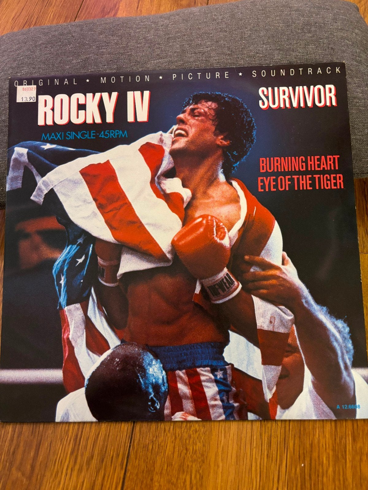 Rocky IV Soundtrack Maxi-Single - Survivor, Filmmuziek en Soundtracks, Ophalen of Verzenden, Zo goed als nieuw, EP