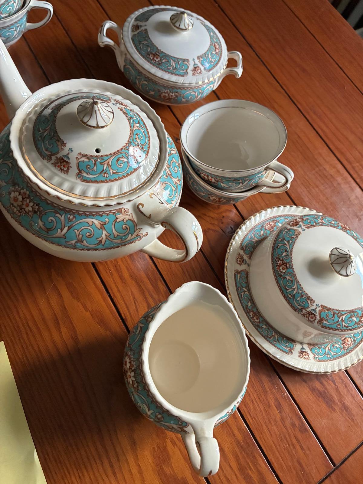 Johnson Brothers Old English Hampton Turquoise servies, Ophalen