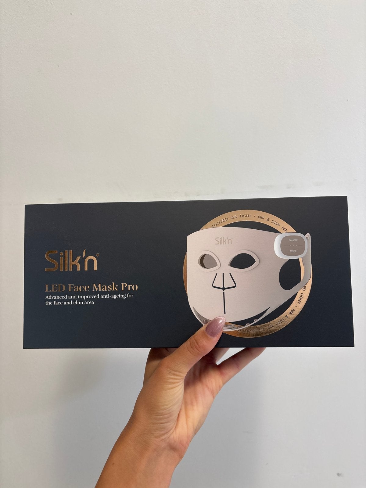 NIEUWE Silk'n LED Face Mask Pro, Sieraden, Tassen en Uiterlijk, Uiterlijk | Gezichtsverzorging, Ophalen of Verzenden, Nieuw, Gehele gezicht