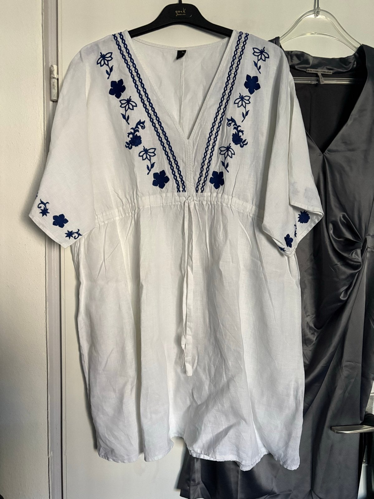 Witte linnen tuniek met borduursel - Yoek, maat M, zgan, Kleding | Dames, Ophalen of Verzenden, Zo goed als nieuw, Wit, Blouse of Tuniek