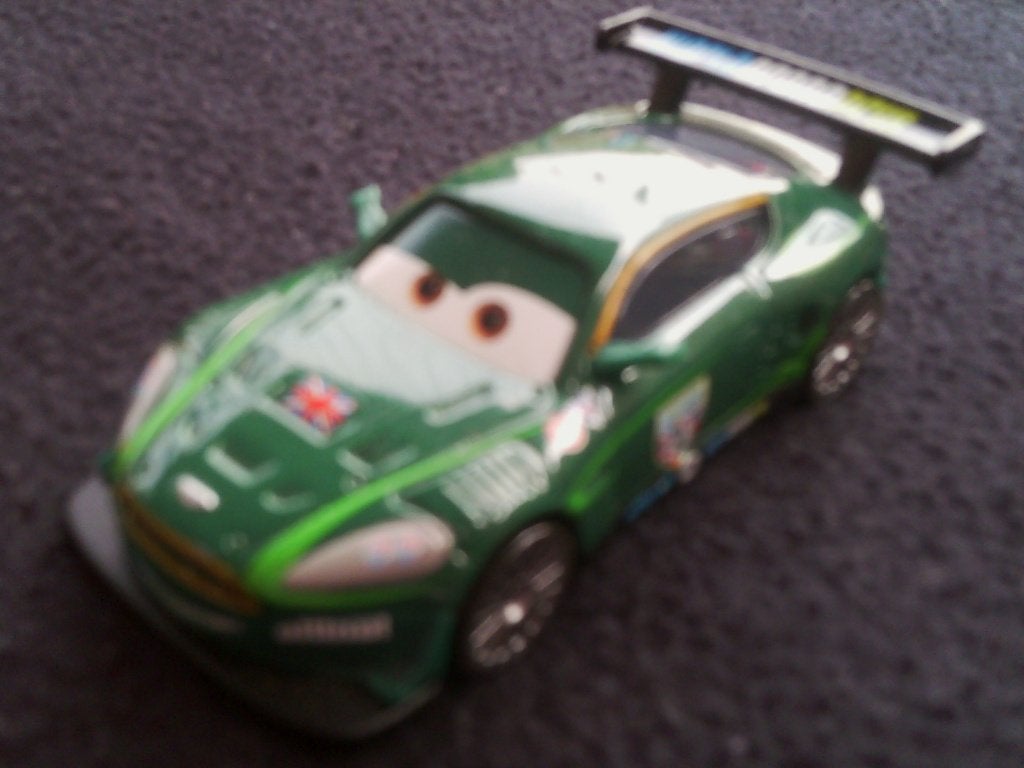 Disney Cars 2 Auto's       Nigel Gearsly, Ophalen of Verzenden, Zo goed als nieuw