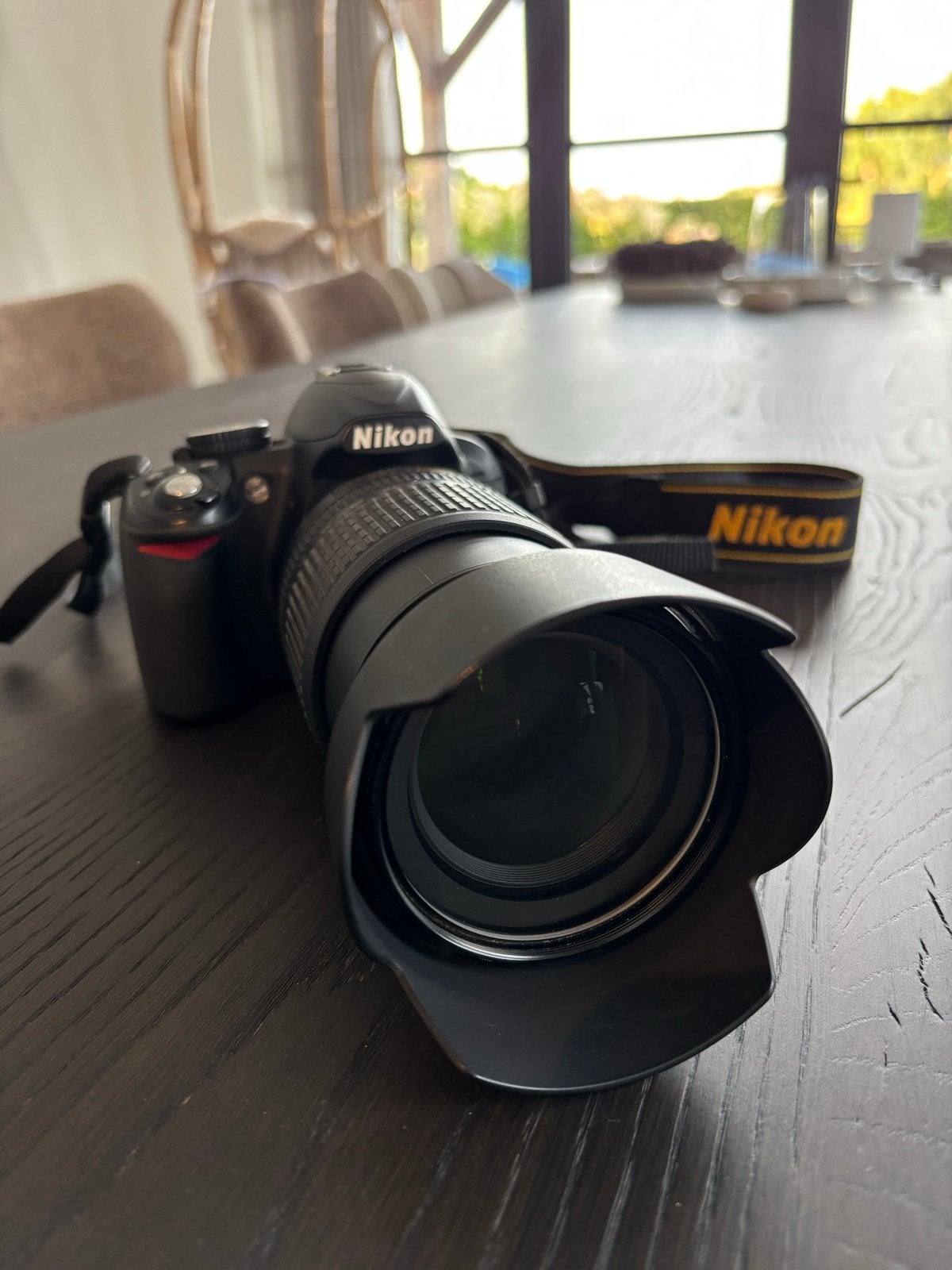 Nikon D3100 Spiegelreflexcamera met AF-S NIKKOR 18-105mm len, Spiegelreflex, Beeldstabilisatie, Ophalen of Verzenden, Zo goed als nieuw