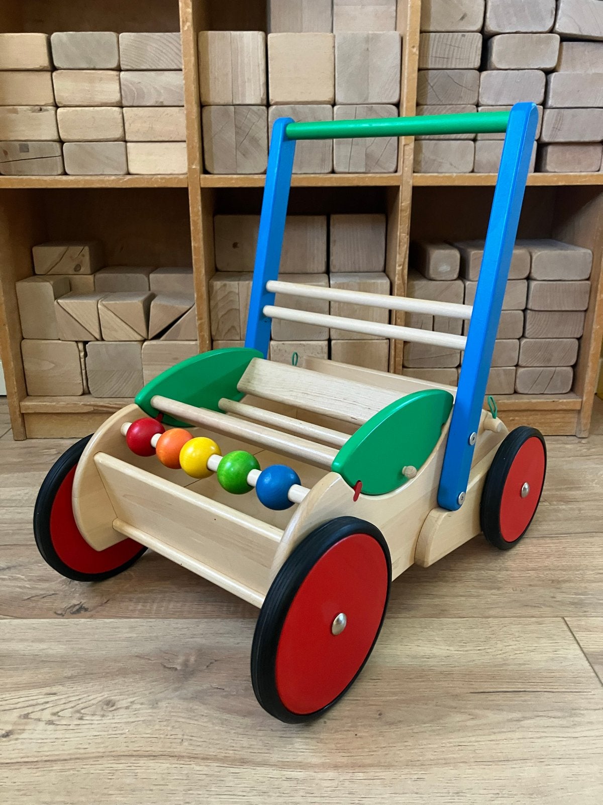 Houten loopwagen van Bajo, Kinderen en Baby's, Speelgoed | Buiten | Voertuigen en Loopfietsen, Ophalen of Verzenden, Zo goed als nieuw