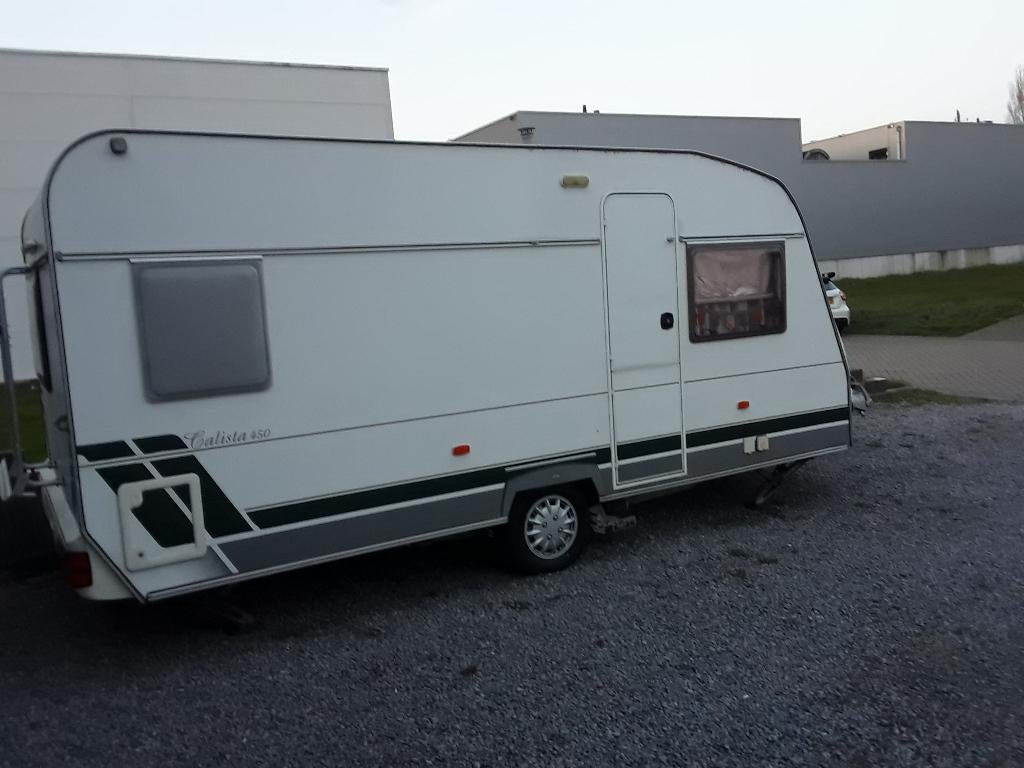 caravan chateau calista 450 mover 2001, Caravans en Kamperen, Caravans, Kachel, Chateau, Omvormbare zithoek, Rondzit