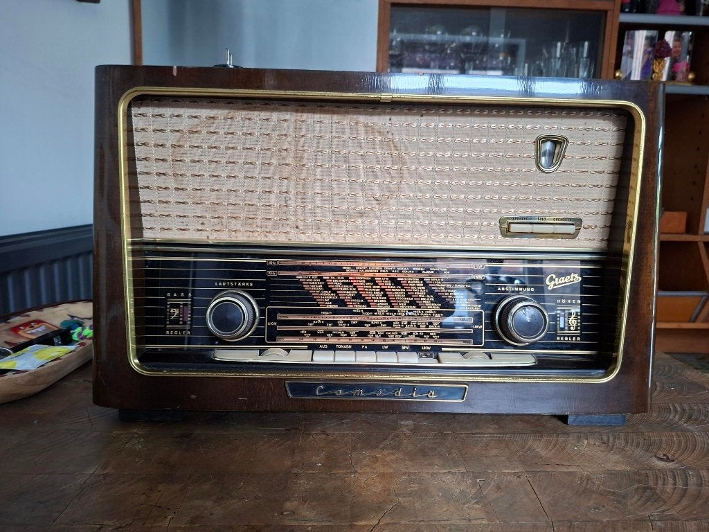 Antieke Graetz radio in spelende staat, Audio, Tv en Foto, Ophalen, Gebruikt, Radio
