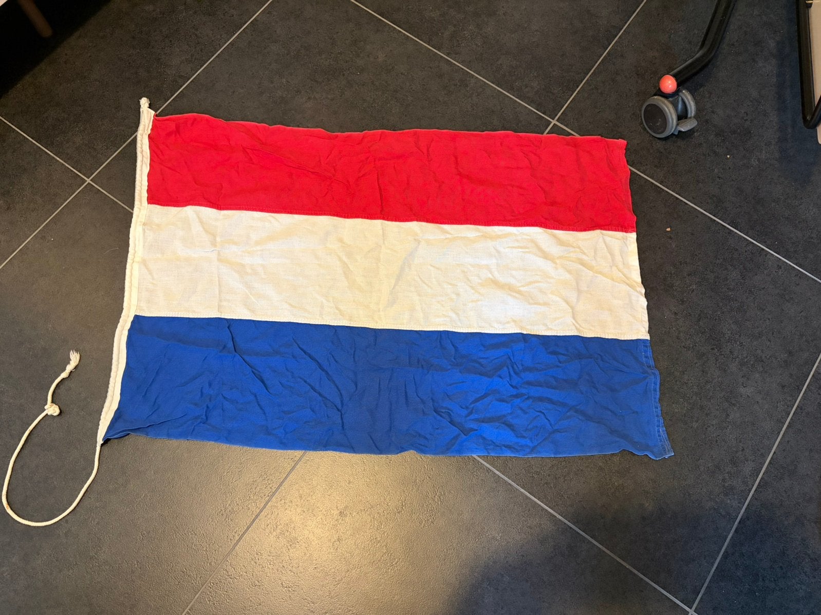 Kleine Nederlandse vlag. Katoen 60x90cm, Ophalen of Verzenden, Gebruikt