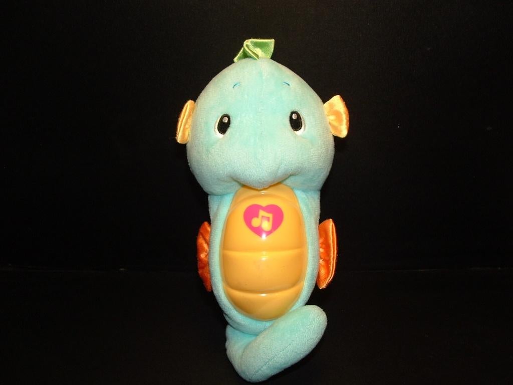 FISHER PRICE ZEEPAARDJE VELOURS BLAUW MET GELE GROE, Verzenden, Nieuw, Overige typen