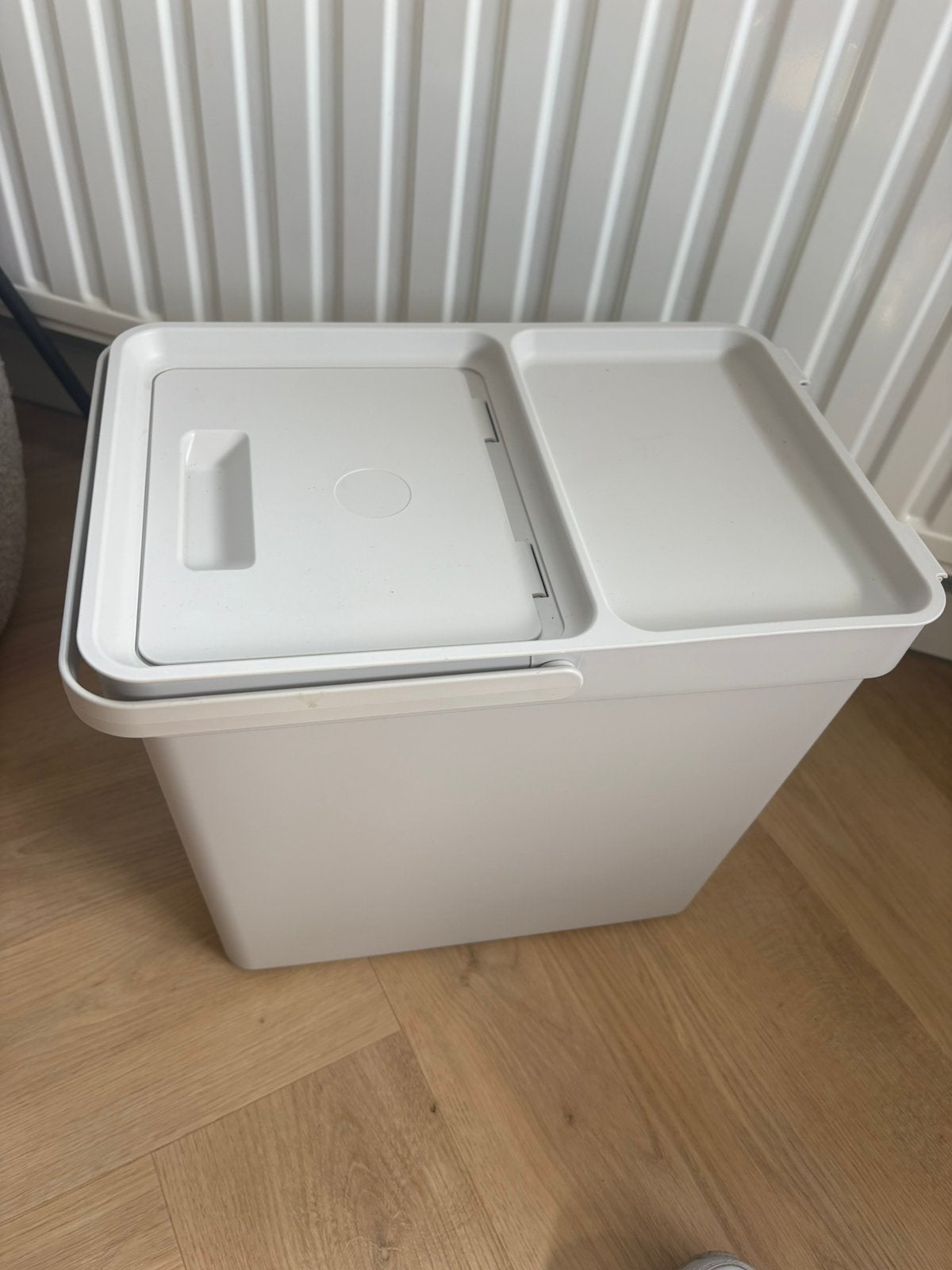 Ikea hallbar ton met deksel 10 liter, Minder dan 10 liter, Ophalen of Verzenden, Zo goed als nieuw, Kunststof