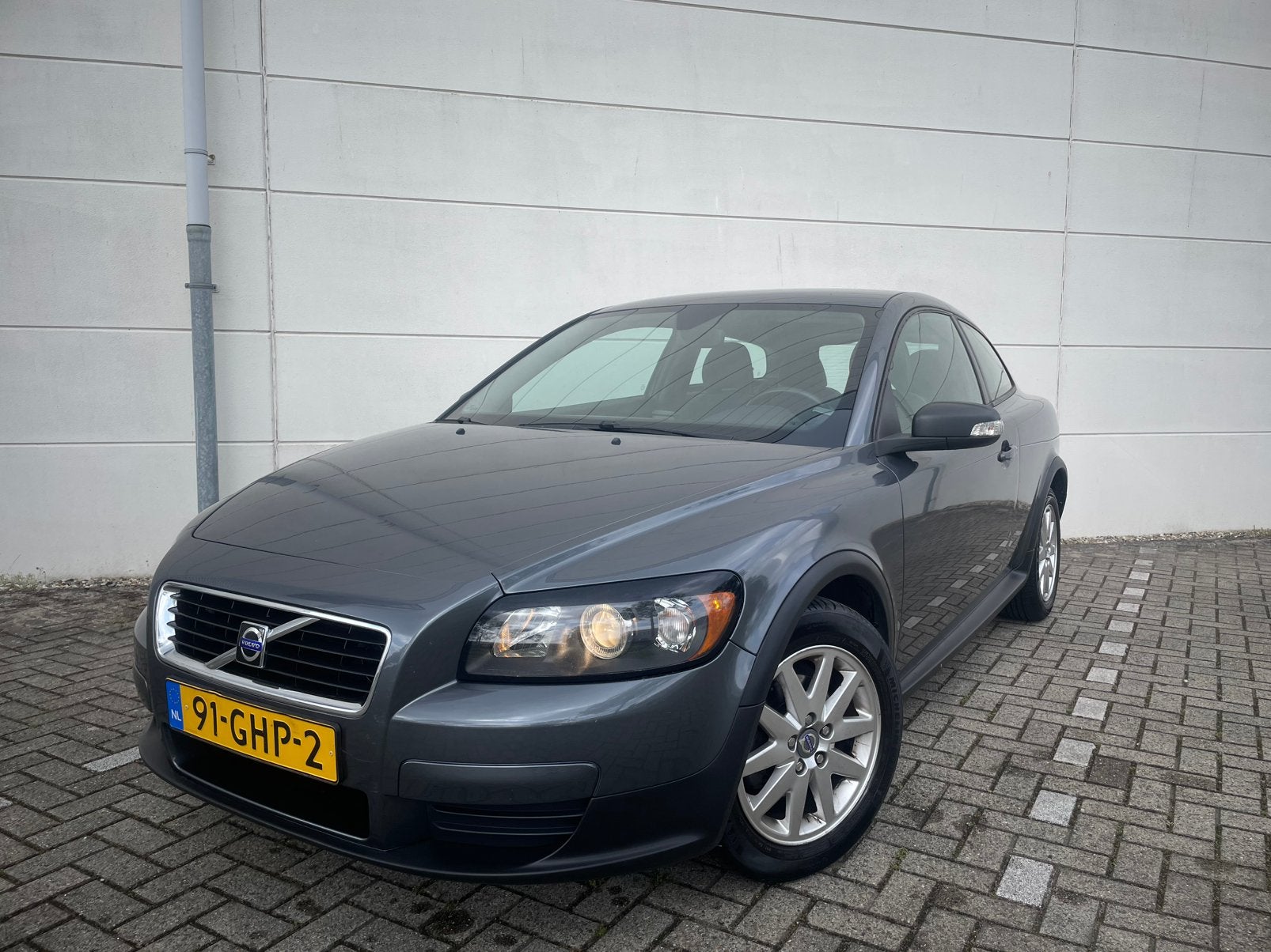 GOED ONDERHOUDEN Volvo C30 1.6 2008 Grijs/AIRCO/CRUISE/, Auto's, Voorwielaandrijving, 1596 cc, Stof, Zwart