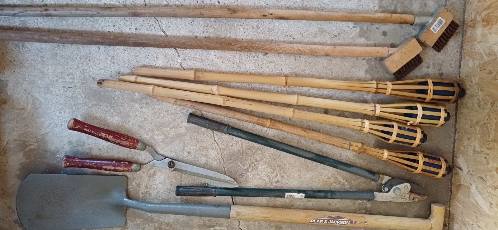 tuin gereedschap / spul oa snoeischaar, voegenkrabber, schep, Ophalen