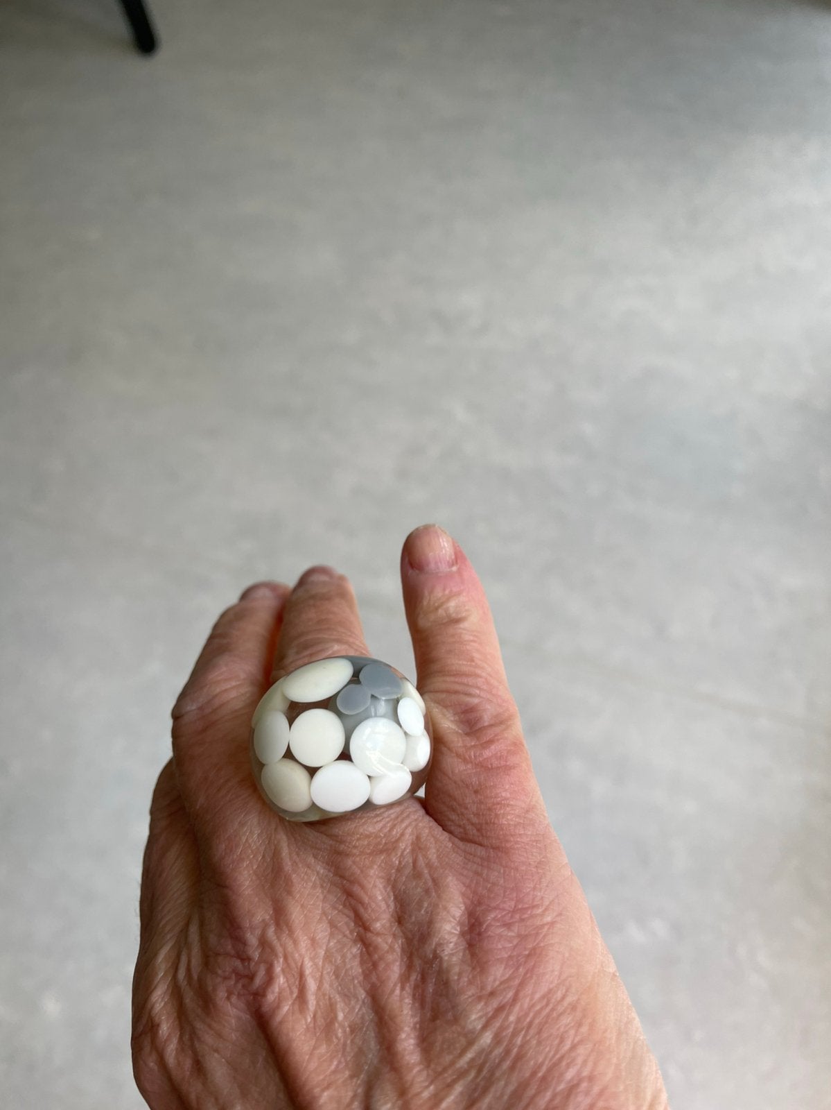 Sobral ring ‘pop’ serie in nieuwstaat 18,2 mm, 18 tot 19, Wit, Ophalen of Verzenden, Zo goed als nieuw