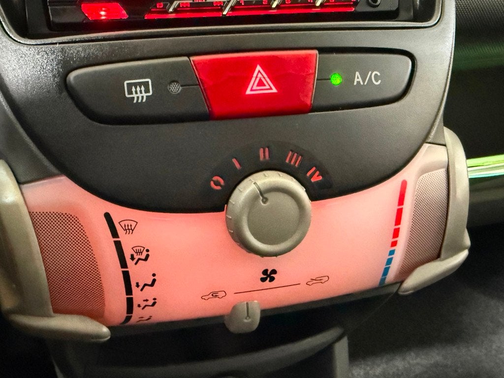 Peugeot 107 1.0-12V XS-Airco-5Deurs-NAP!, Auto's, Peugeot, Voorwielaandrijving, Gebruikt, 4 stoelen, 68 pk