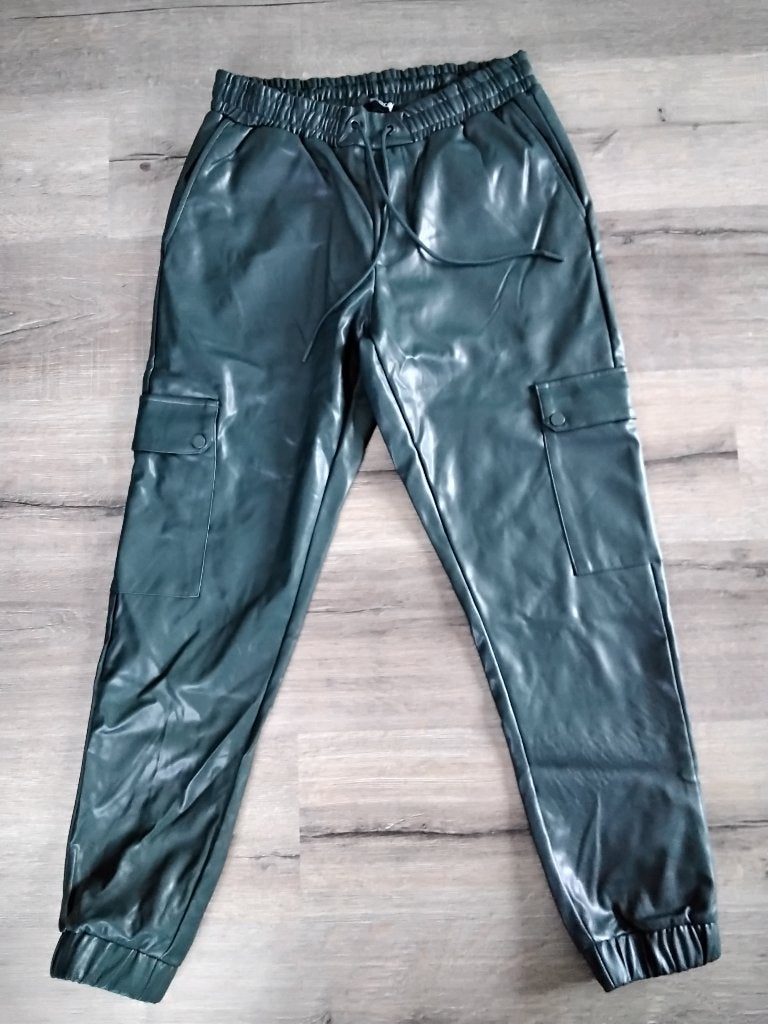 Groene leatherlook broek maat 40 Norah, Maat 38/40 (M), Nieuw, Ophalen of Verzenden, Norah
