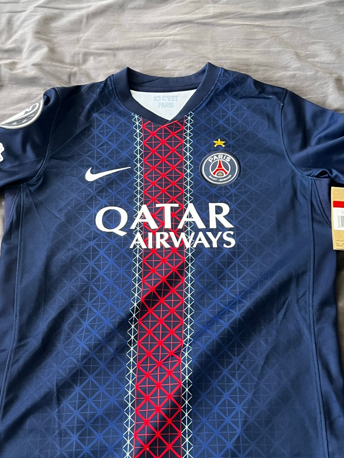 Nieuw PSG Paris Saint Germain voetbalshirt Doue (L enfant), Maat XS of kleiner, Ophalen of Verzenden, Nieuw, Shirt