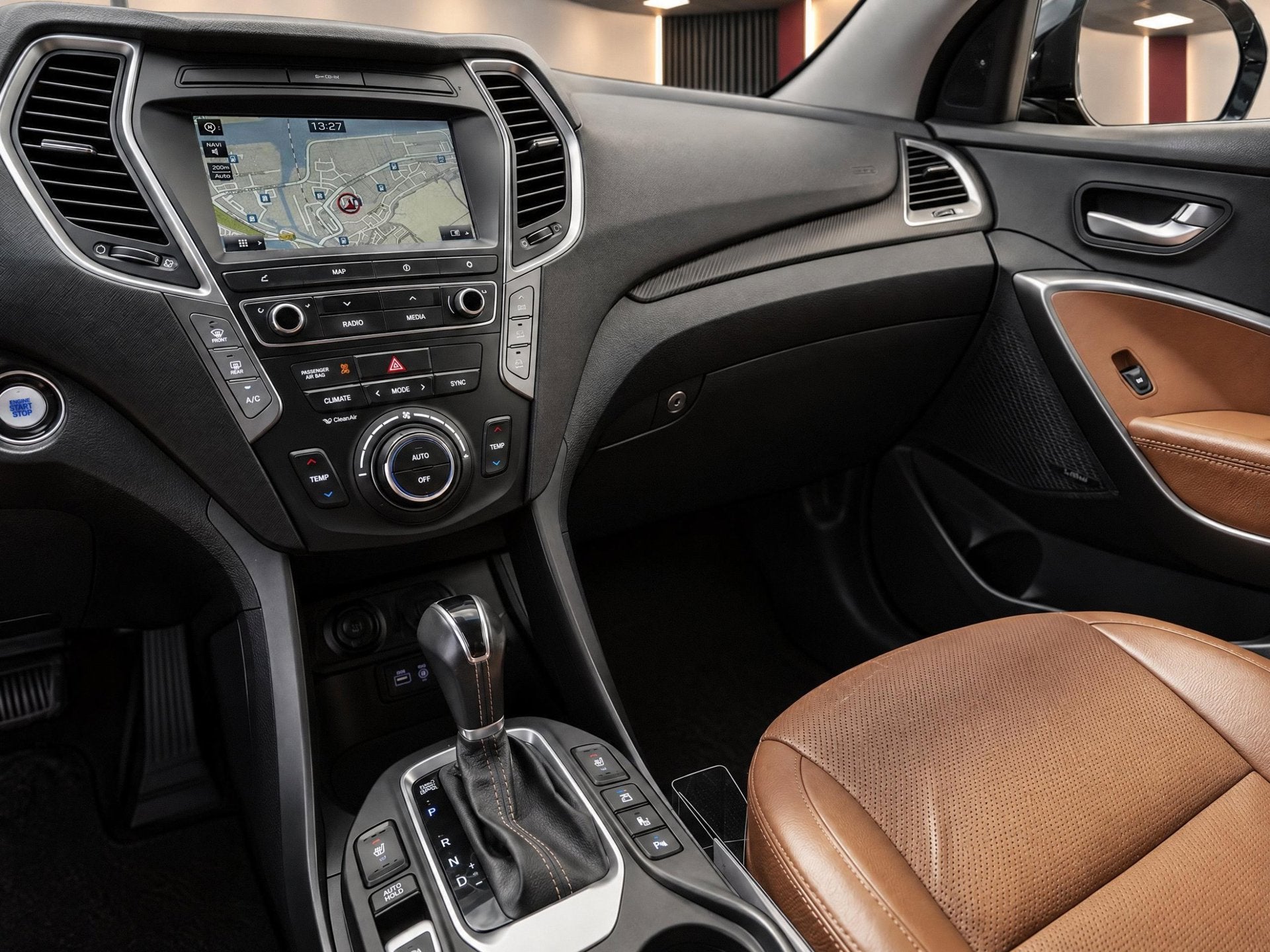 Hyundai Santa Fe 2.2 CRDi 4WD Comfort 7p. | Leder | Camera |, Auto's, Gebruikt, Euro 6, Verwarmde buitenspiegels, 7 stoelen