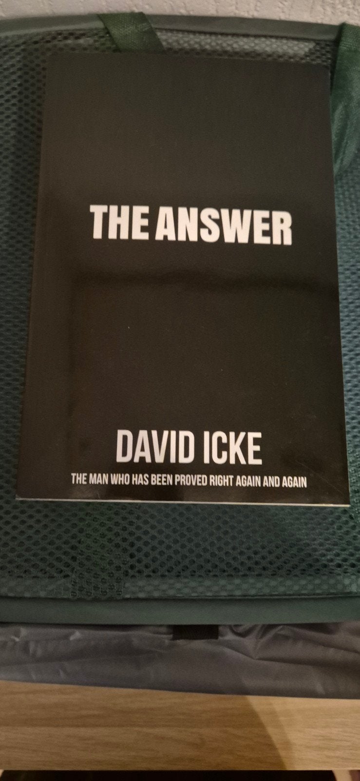 The Answer - David Icke (Engels), Achtergrond en Informatie, Spiritualiteit algemeen, Ophalen of Verzenden, Zo goed als nieuw
