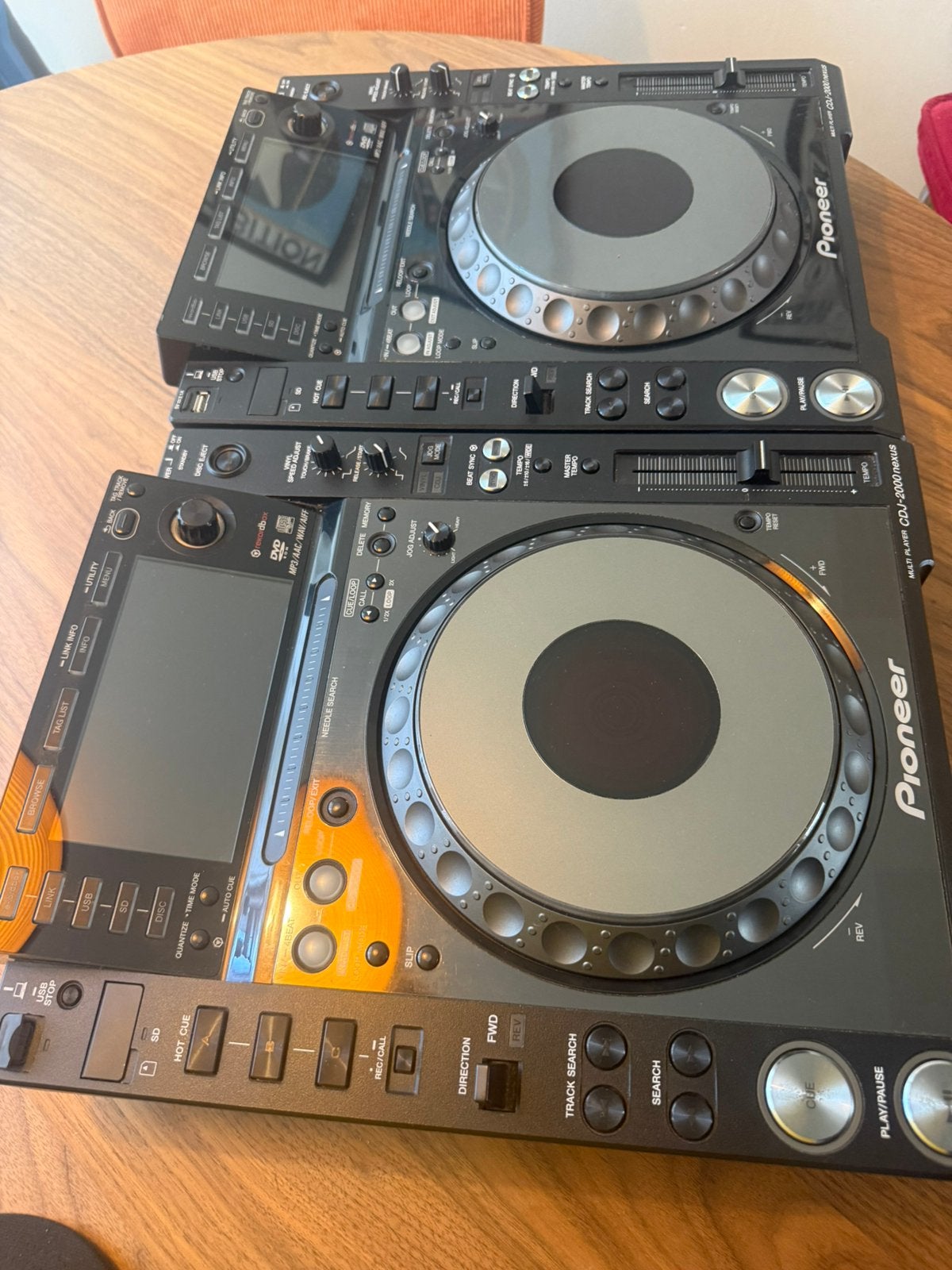 2 x CDJ-2000 Nexus + 2x Pioneer DJ Flightcases, Ophalen, Zo goed als nieuw, Pioneer
