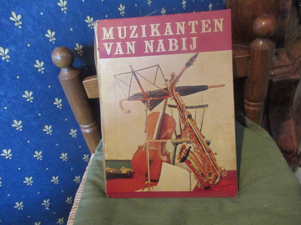 Muzikanten van Nabij   Willem o Duys, Ophalen of Verzenden, Zo goed als nieuw, Algemeen, Zie beschrijving