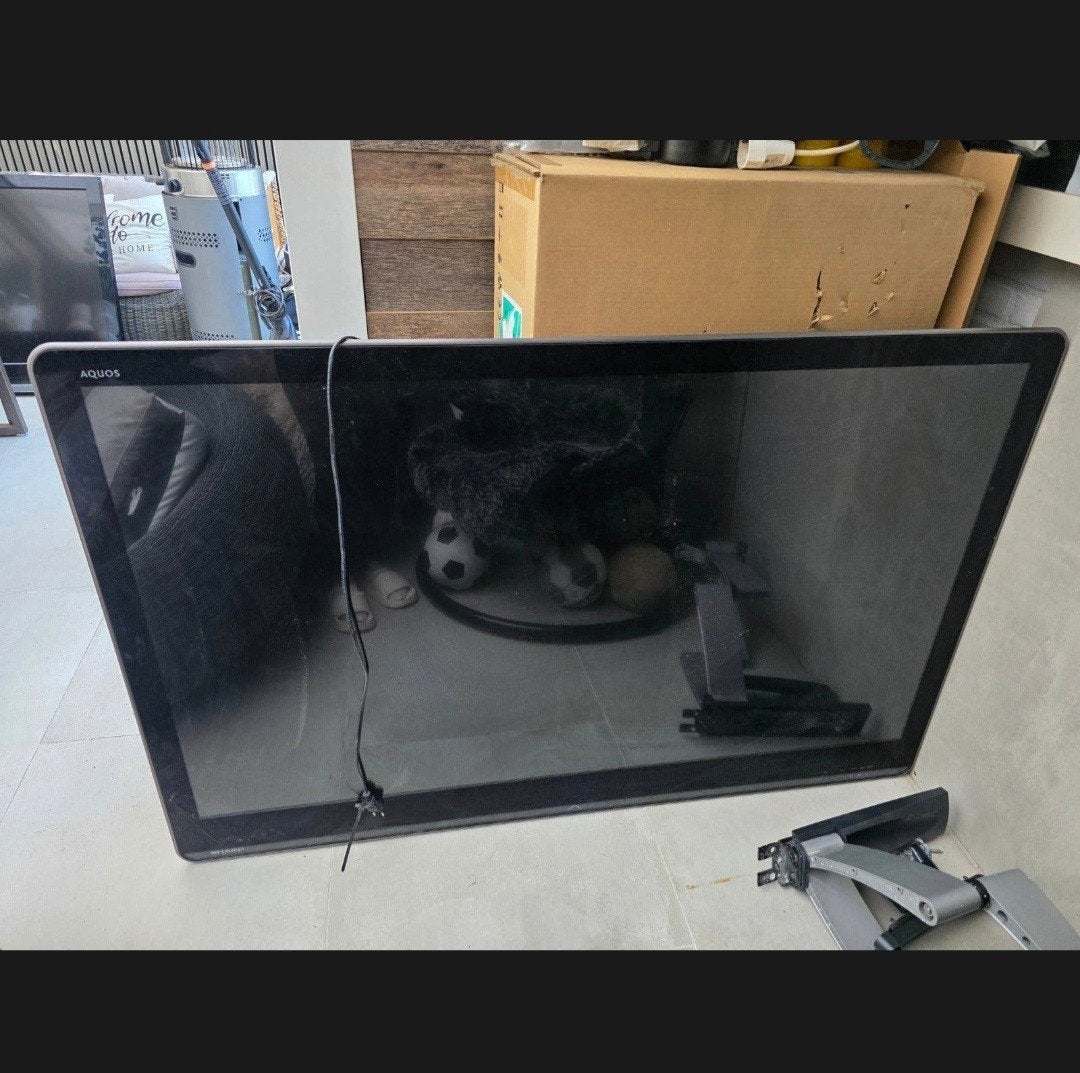 Sharp Aquos 65 inch TV - Goed werkend, Audio, Tv en Foto, Ophalen