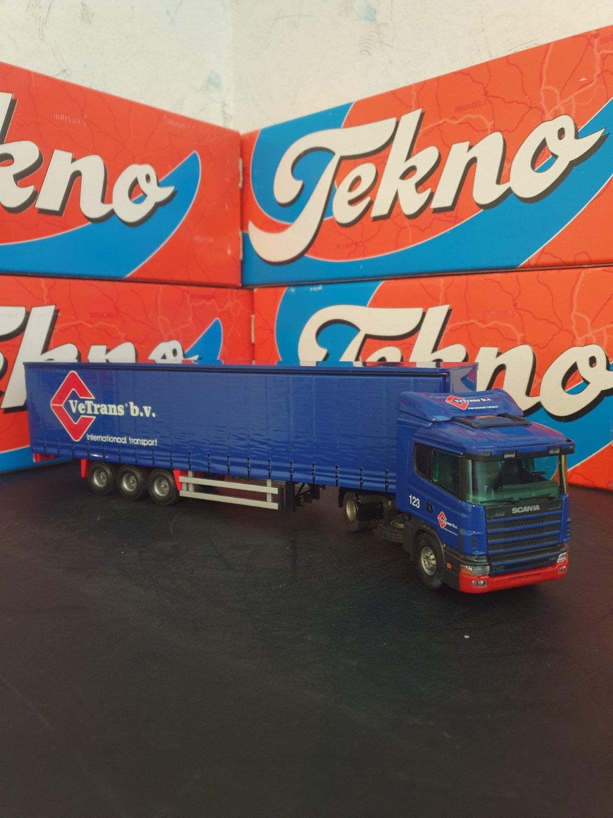Tekno Scania 4 Serie VeTrans model vrachtwagen, Ophalen of Verzenden, Zo goed als nieuw