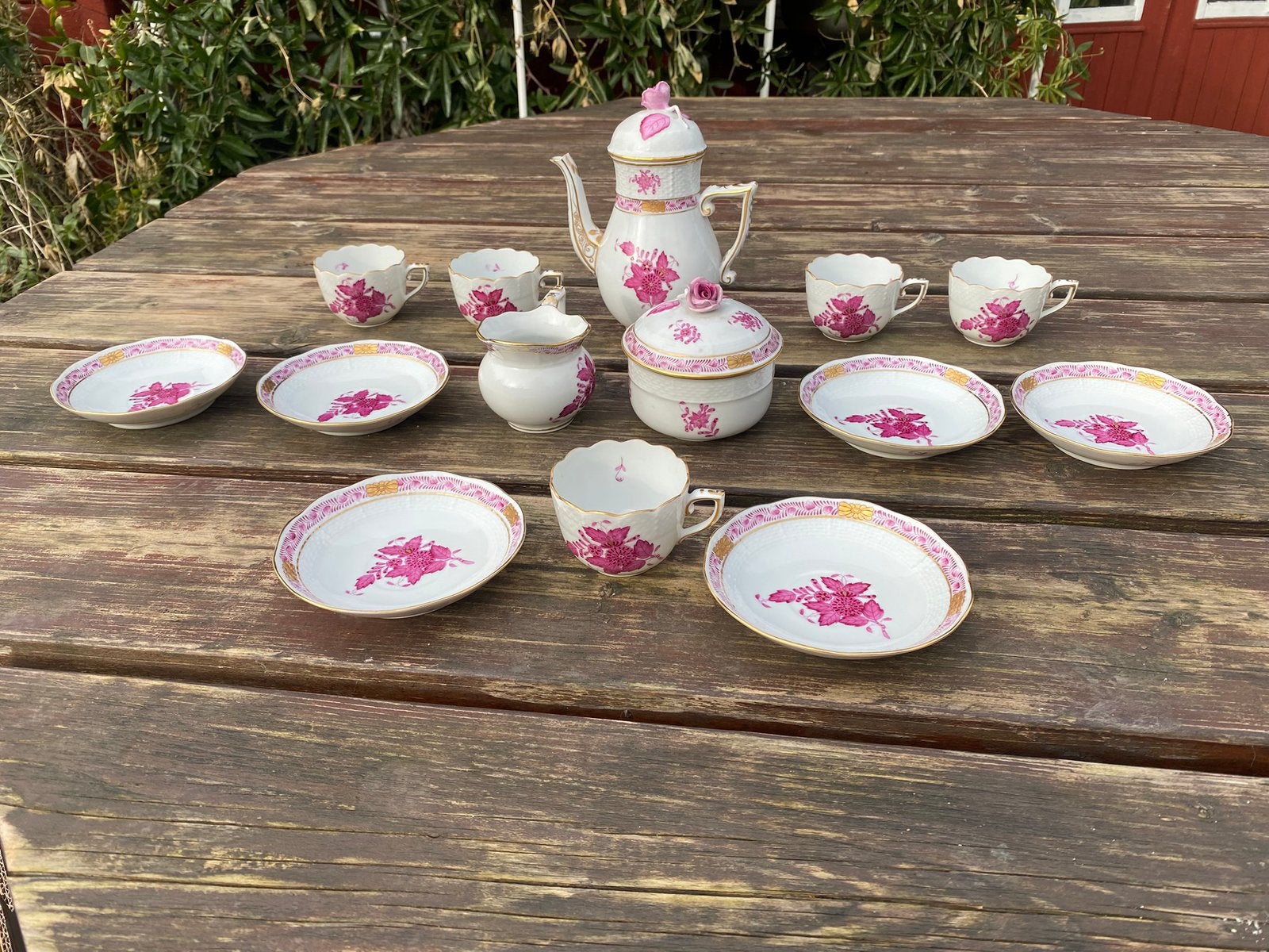 Prachtig handgeschilderd koffieservies Herend Apponyi purpur, Ophalen