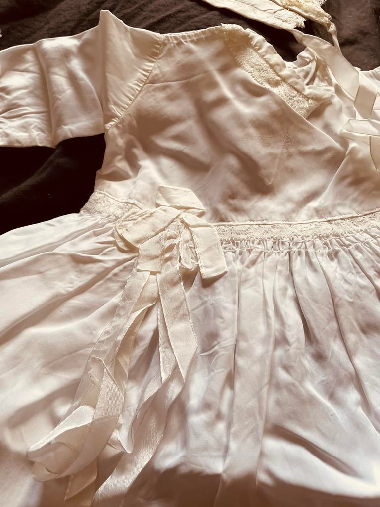 Vintage Doopjurk met Bijpassend Mutsje - Klassiek Wit, Ophalen of Verzenden, Zo goed als nieuw, Jongetje of Meisje