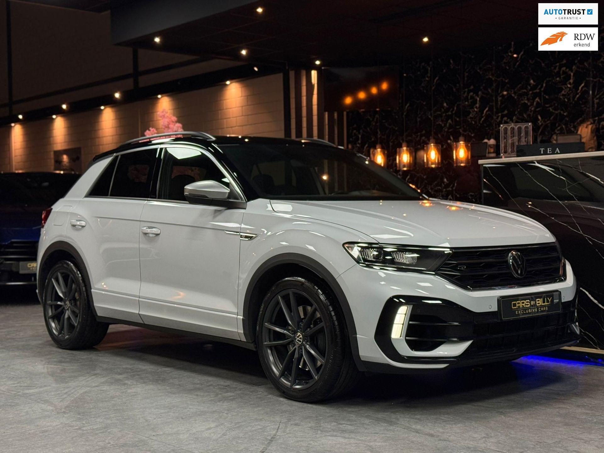 Volkswagen T-ROC 2.0 TSI|4Motion R|BEATS|AUT|, Auto's, Volkswagen, Gebruikt, 4 cilinders, 1984 cc, Wit