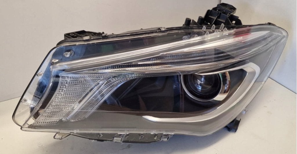 Mercedes W117 CLA Xenon koplamp A1178201561, Niet ingevuld, Gebruikt, Mercedes-Benz, Niet ingevuld