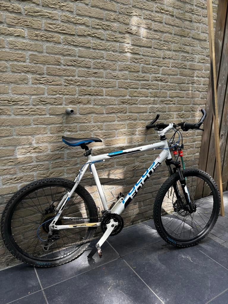 Focus Whistler Mountainbike - Wit/Blauw, Hardtail, Heren, Zo goed als nieuw, Schijfrem