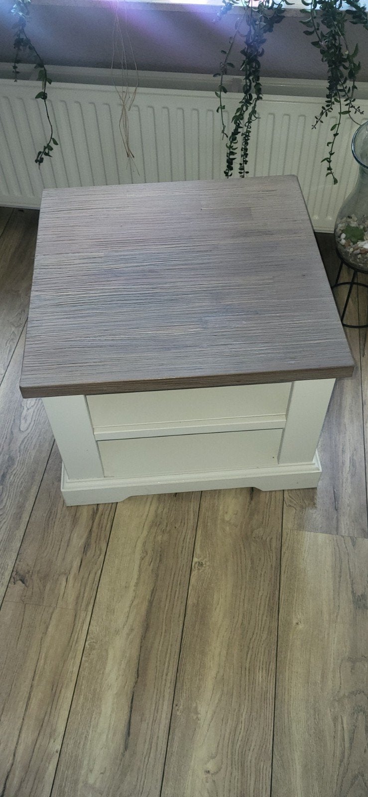 hoek/bijzet tafel, 50 tot 100 cm, Vierkant, 50 tot 100 cm, Zo goed als nieuw