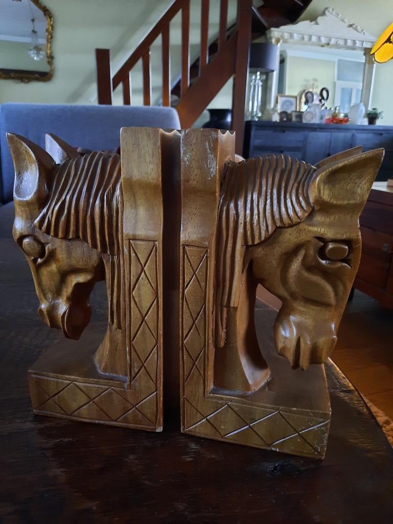 2 antieke paarden boekensteunen houtsnijwerk, Antiek en Kunst, Kunst | Beelden en Houtsnijwerken, Houtsnijwerk, Minder dan 20 cm
