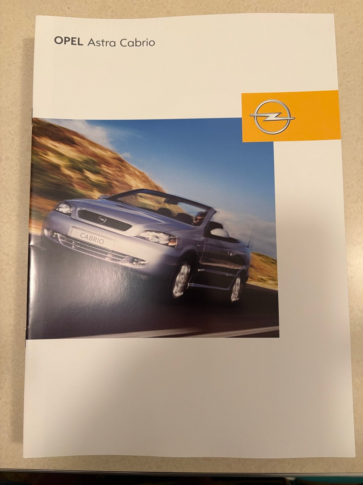 Opel Astra Cabrio brochure, Ophalen of Verzenden, Zo goed als nieuw, Opel