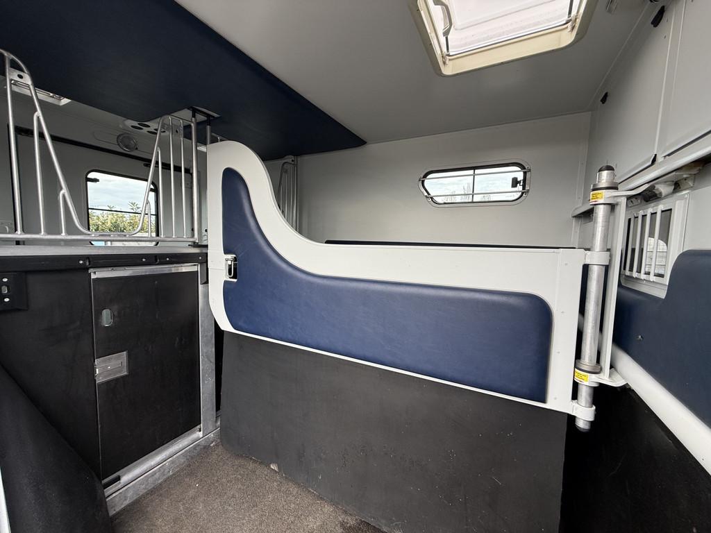 Renault Master | HORSETRUCK | THEAULT | PRO SAFETY 5 | 2009, Dieren en Toebehoren, Paarden en Pony's | Trailers en Aanhangwagens