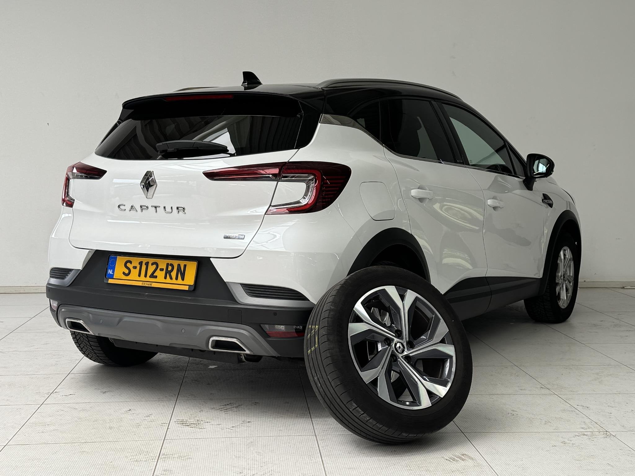 Renault Captur 1.6 E-Tech Plug-in Hybrid 160 R.S. Line | Sto, Auto's, Renault, Gebruikt, 4 cilinders, Met garantie (alle), Automatische klimaatregeling