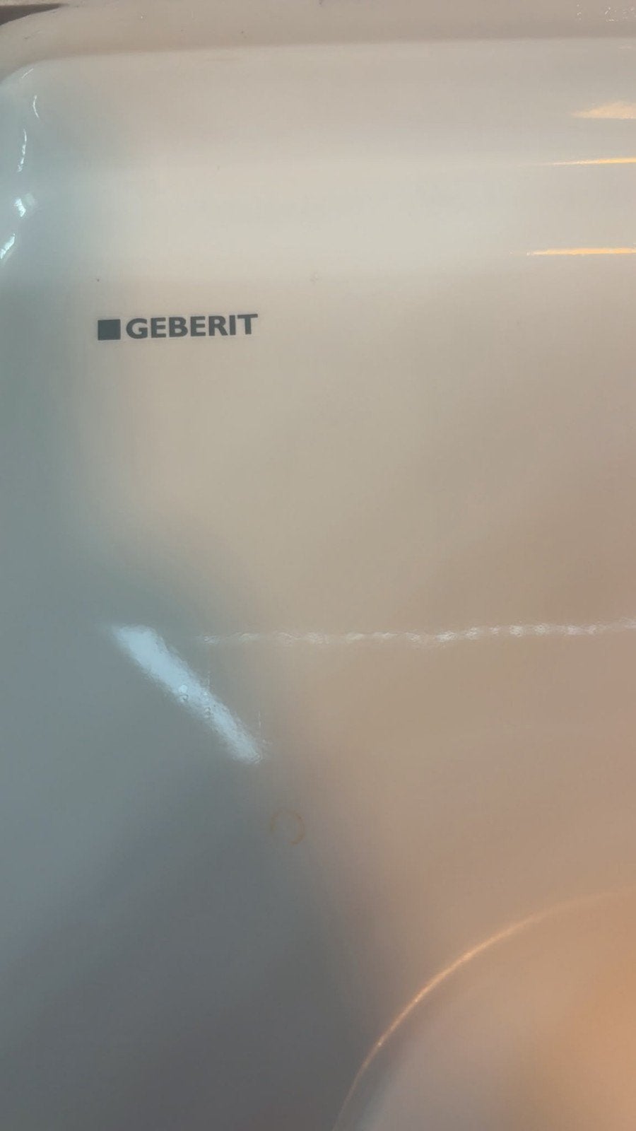 Geberit wastafel met DALSKAR kraan IKEA (nieuw in doos), Ophalen, Nieuw, Chroom, Wastafel
