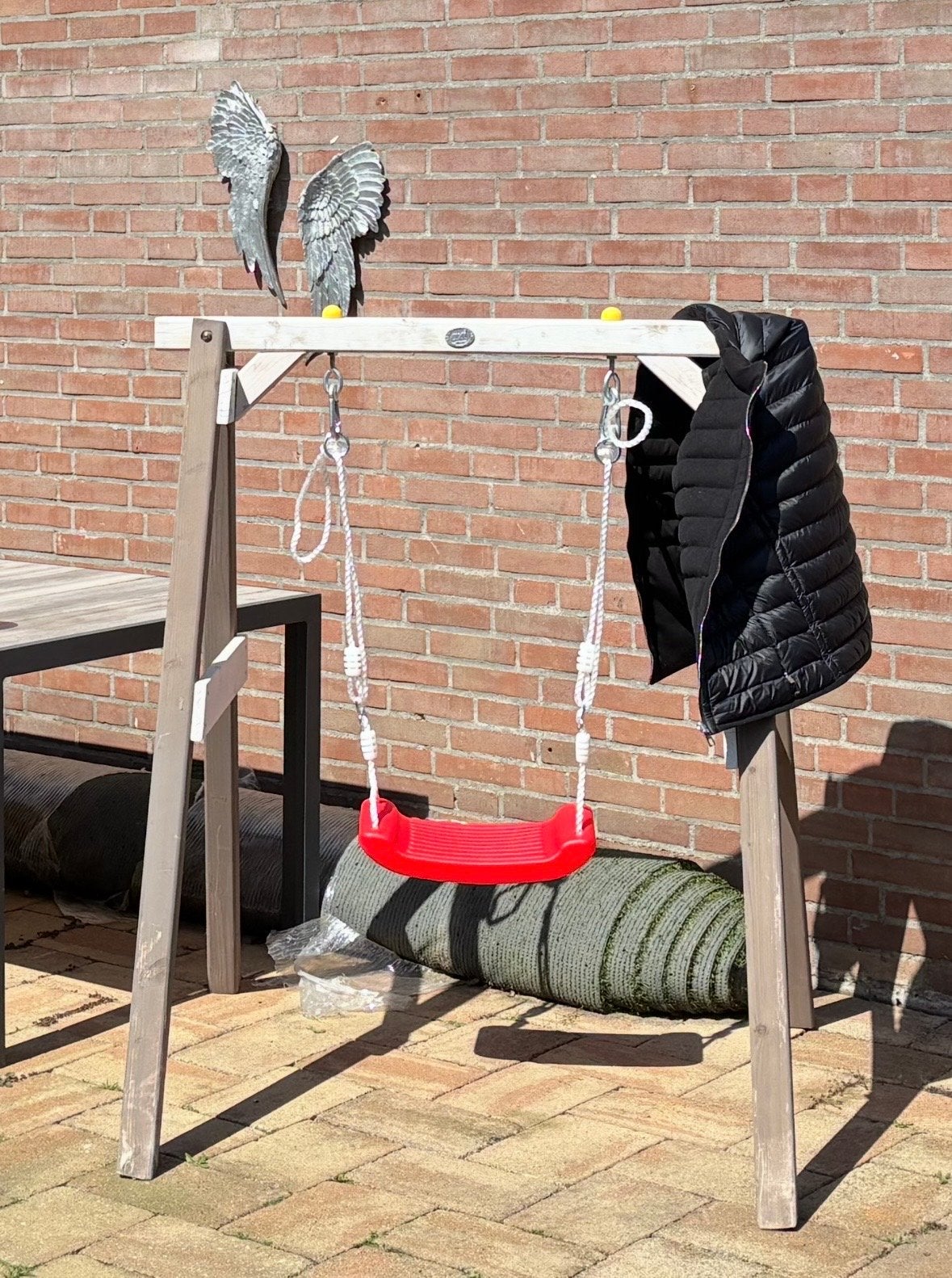 AXI Baby Schommel Grijs/wit met baby/dreumes zitje, Ophalen, Zo goed als nieuw, Schommel