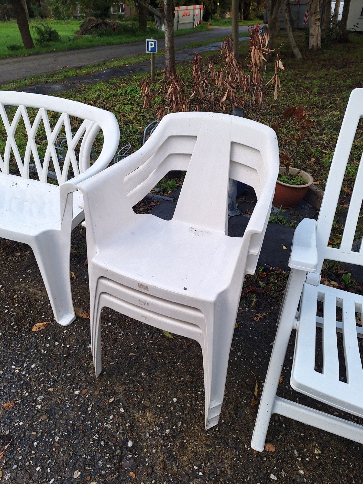 Tuinstoelen Tuin stoelen stoel stapelbaar opvouwbaar GRATIS, Ophalen, Gebruikt, Kunststof, Stapelbaar